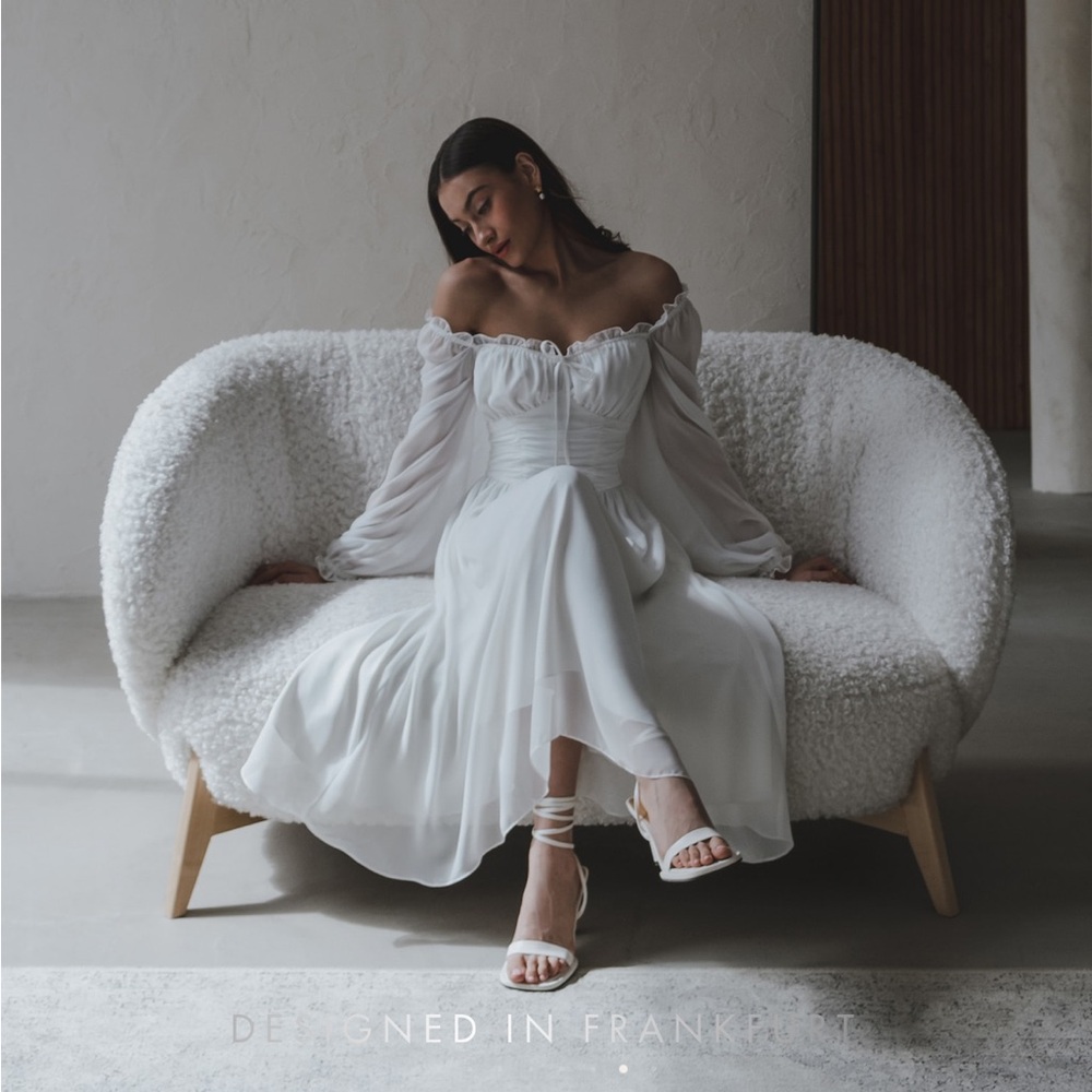 Elegant White Off-Shoulder Midi Dress